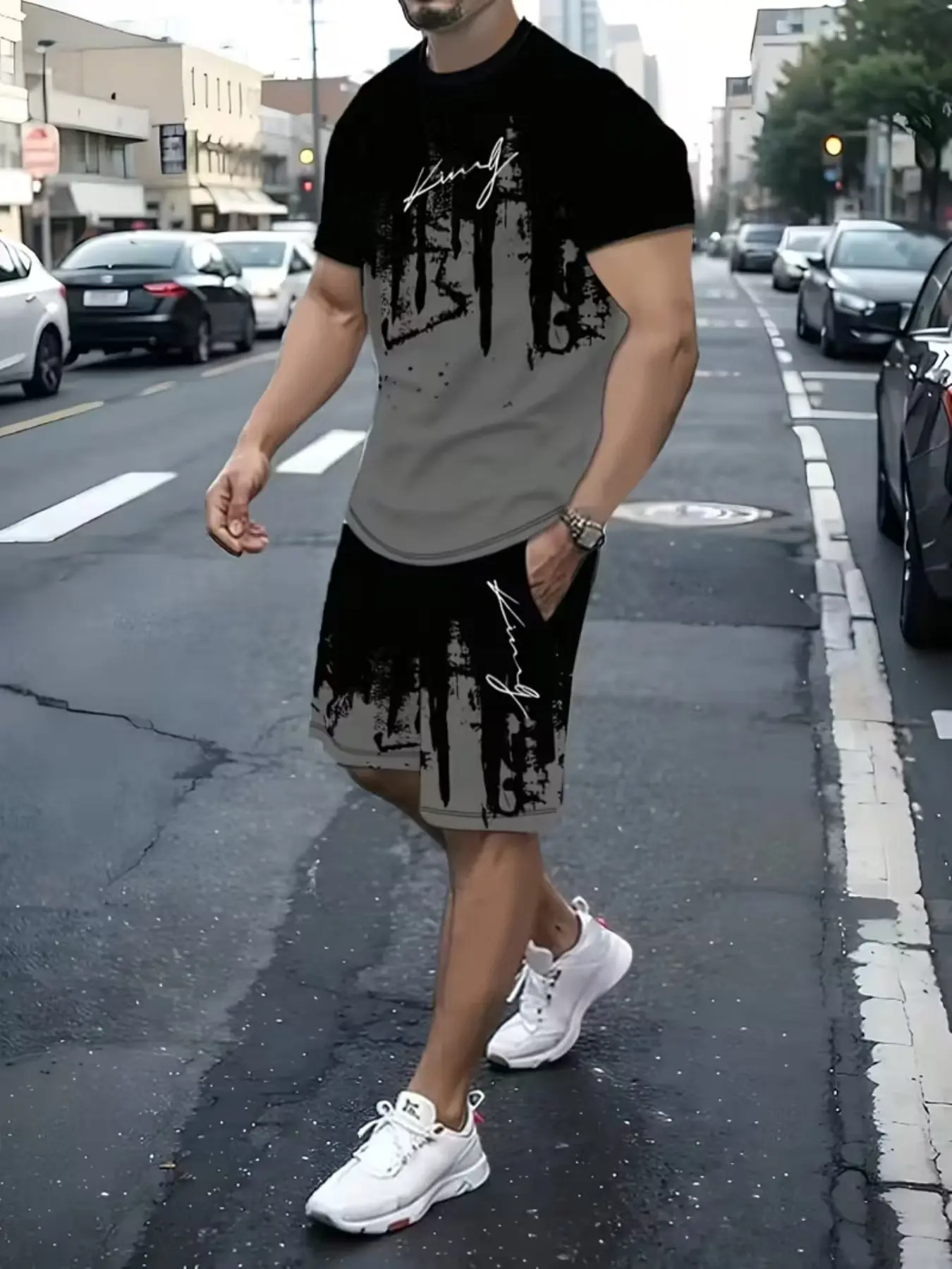 Men's New Round Neck Casual T-Shirt Set, Short Sleeve Shorts, Bold King Pattern Design, Drawstring Waist, Soft Breathable Outdoor Wear, Shorts Matching Set