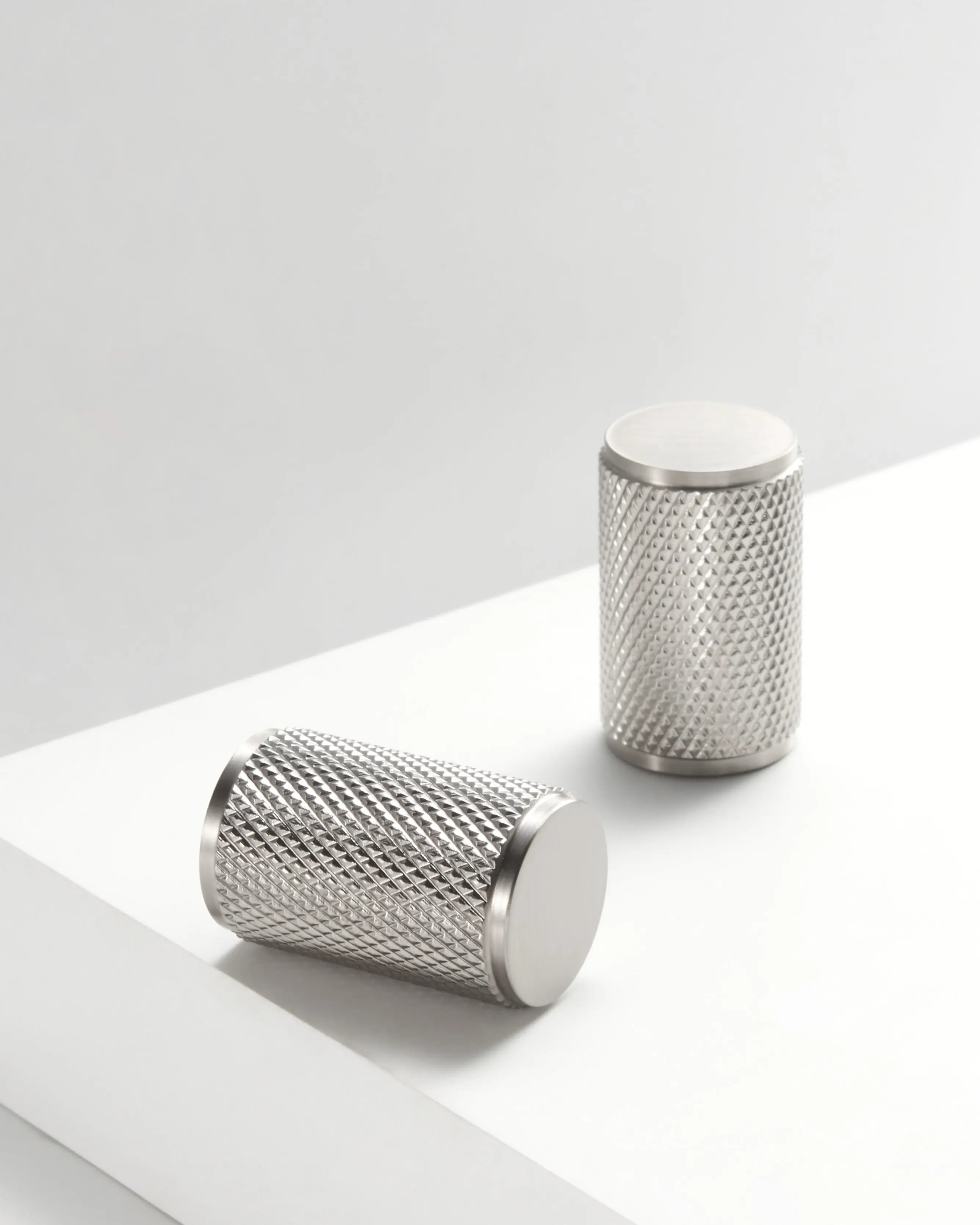 MERCER KNURLED BRASS CABINET KNOB