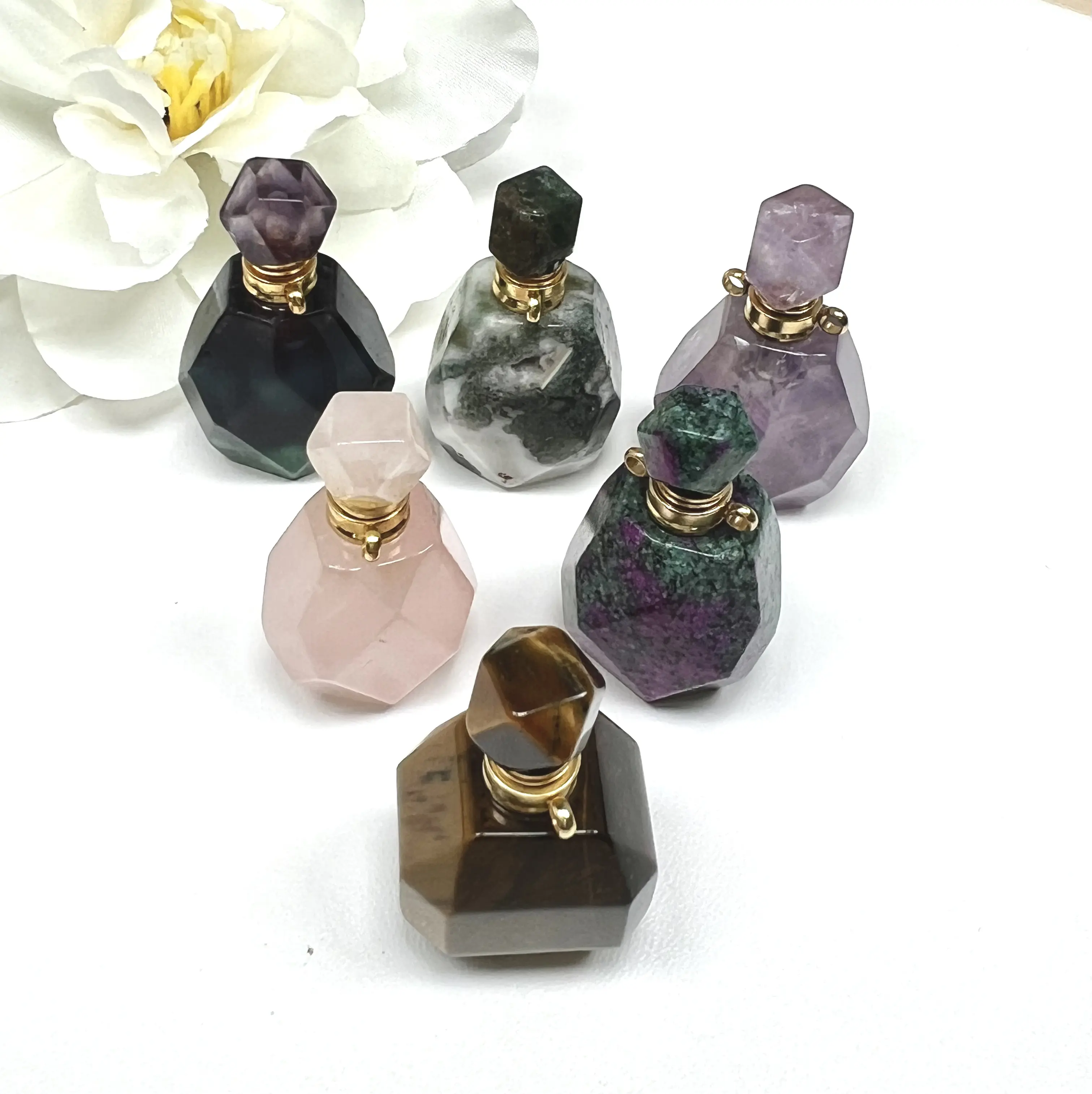 Natural Stone Crystal Perfume Bottle Pendant Necklace Jewelry, Pls Enter Live streaming and pick, Essential Oil Bottle Crystal Necklace for Women, Crystal Necklace Pendant, Amethyst, Rose Quartz, Fluorite, Tiger Eye, Ruby Zoisite, Necklace Jewelry Gift