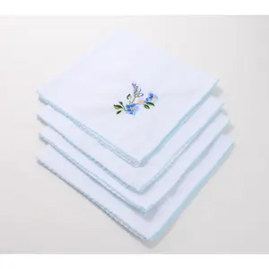 Charles Gallen Set of 4 Embroidered Napkins Charles Gallen Set of 4 Embroidered Napkins