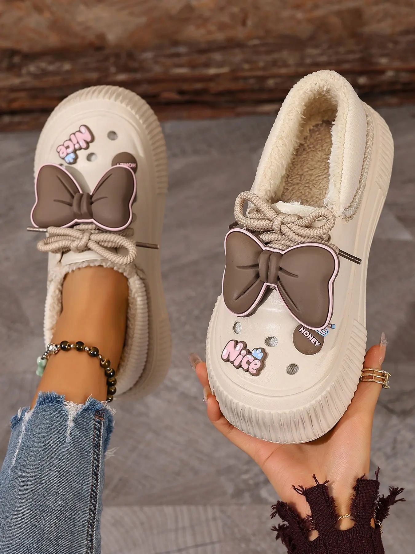 Women's Plus Size Winter Plush Fuzzy Warm Soft Slippers, Indoor Cozy Silent Home Slippers with Cute Bowknot, Casual Shoes, Soft Fluffy Footwear