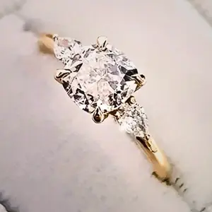 Women’s Cubic Zirconia Ring – Sparkling Anniversary & Party Jewelry Gift
