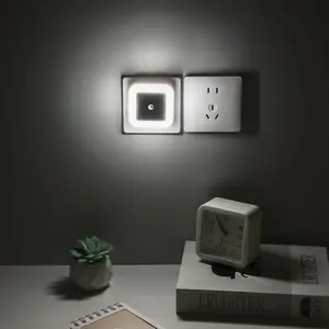 1pc 0.5W Smart LED Night Light, Auto Dusk-to-Dawn Sensor, Plug-in Energy-Saving Warm Light Lamp, Creative Gift for Bedroom, Nighttime Nursery & Hallway