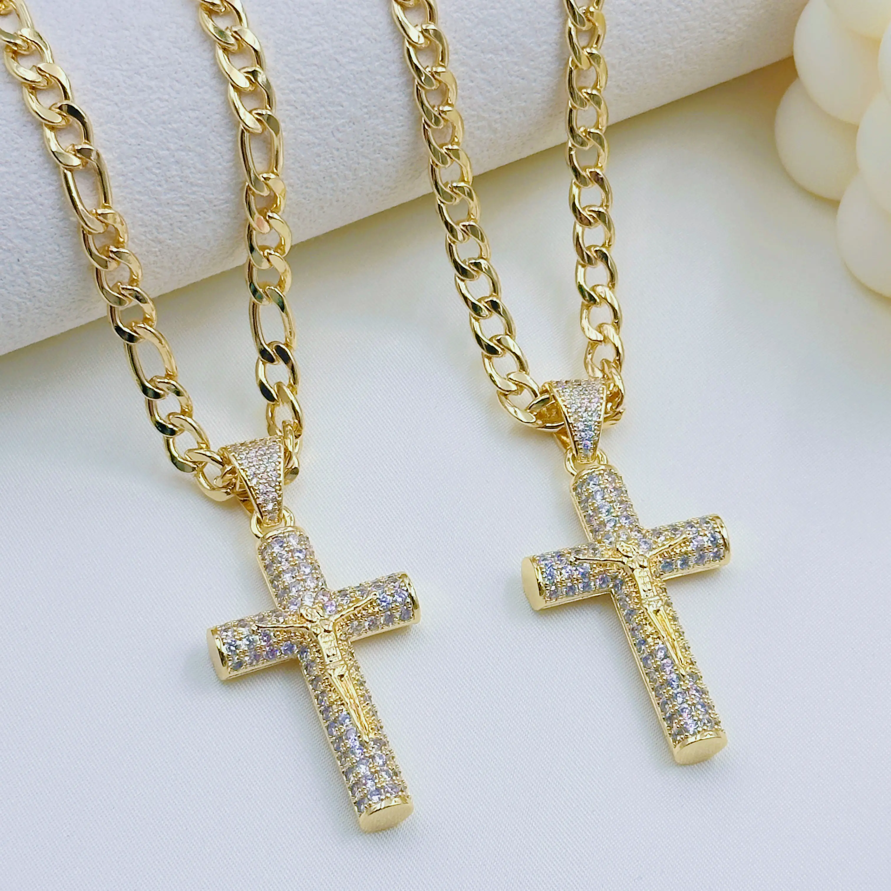 14K gold-plated, Cuban chain, Figaro, Miami cross, Jesus Christ cross, 24-inch length, 6mm width, everyday wear necklace. Gold Pendant