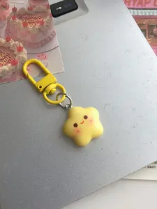 Resin Star Shaped Spring Clasp Zipper Puller Charm Keychain, Cute Accessory for Bags, Small Gift Idea, Unique Star Charm