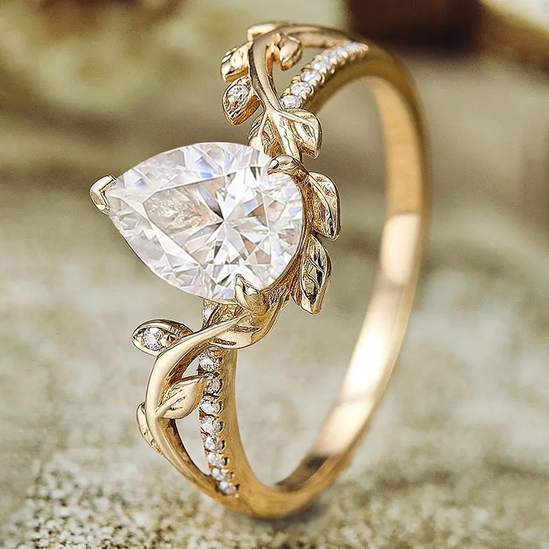 Elegant Women's Copper Ring,sparkling rings for women,teardrop shape,promise rings for gf,engagement rings,accessories for women,accessories,womens gifts,Suitable for parties,festivals,gifting,and daily wear,14k gold plate-577