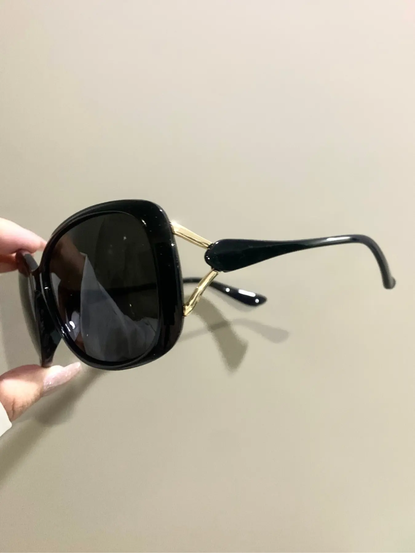 Punk Large Frame Glasses, Novelty Hollow Metal Hinge Eyeglasses for Men and Women, Fashionable and Trendy Eyewear, Trendy Beach Eyewear, Cool Glasses