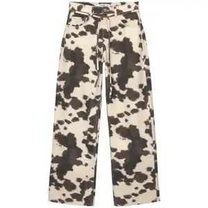 Xojbzoo Cow Print Baggy Jeans – Y2K Vintage Wide Leg Denim Pants with High Waisted Fit, Unisex Retro Streetwear