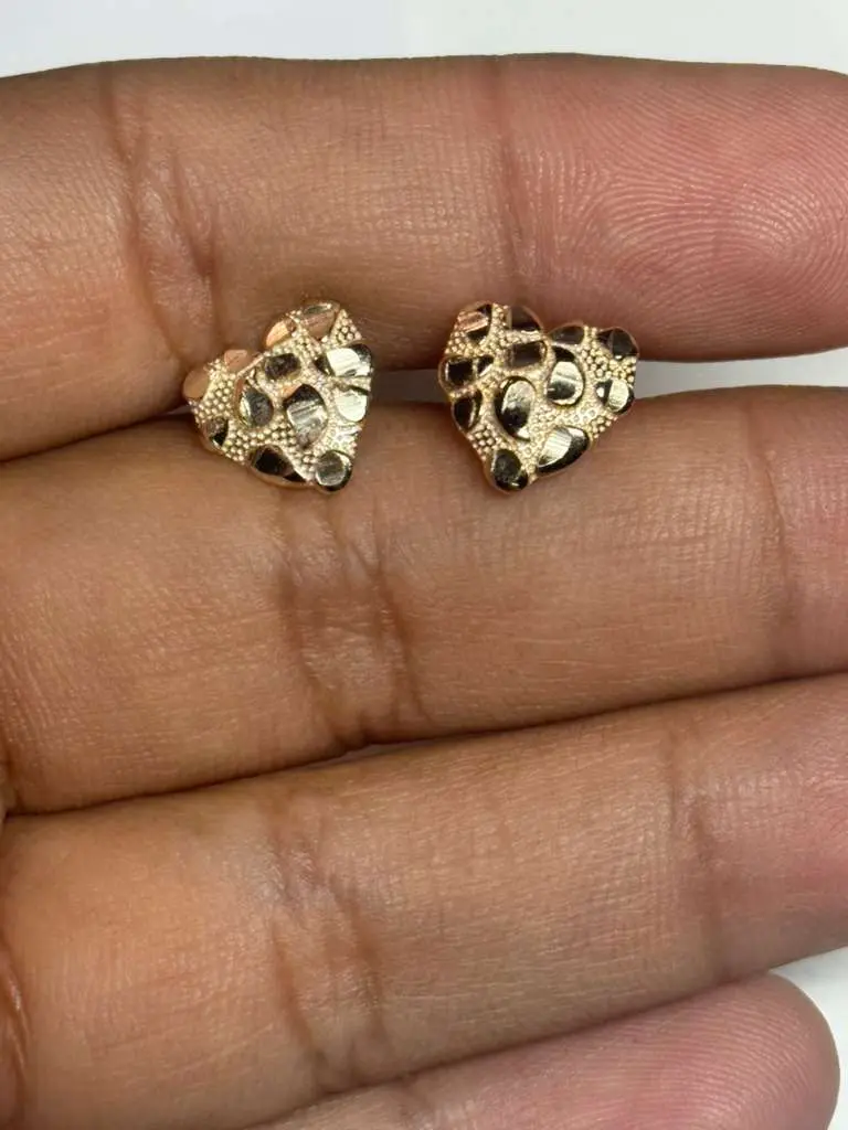 ARETES EN FORMA DE CORAZON