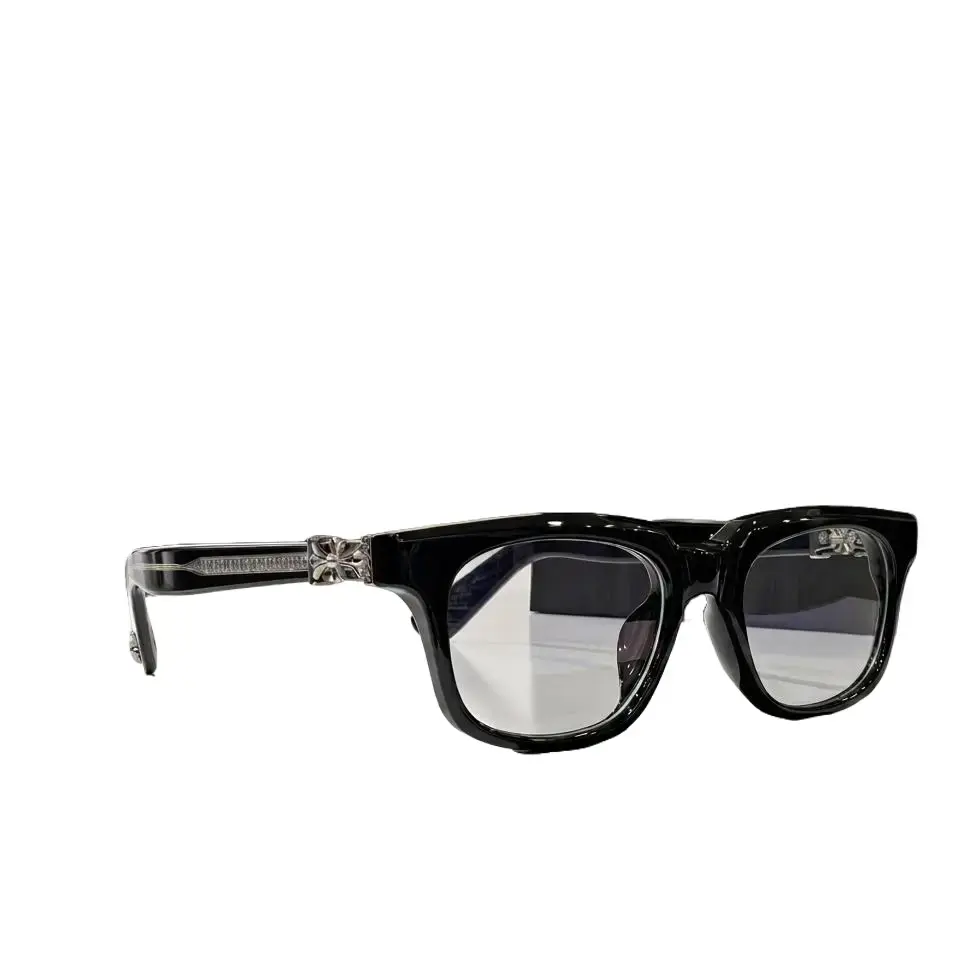 Vintage Designer Style Sunglasses – Photochromic UV400 Square Frame for Daily Wear Vintage Designer Style Sunglasses – Photochromic UV400 Square Frame for Daily Wear