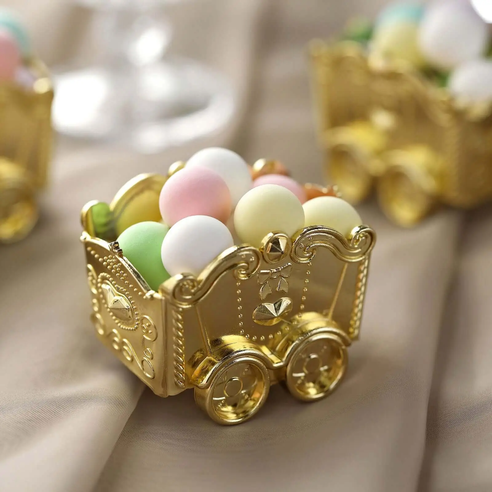 12-Pack 2.5" Gold Mini Chariot Treat Party Favor Boxes, Small Candy Containers for Holiday Gifting, Gift Boxes for Presents, Party Gift Packs