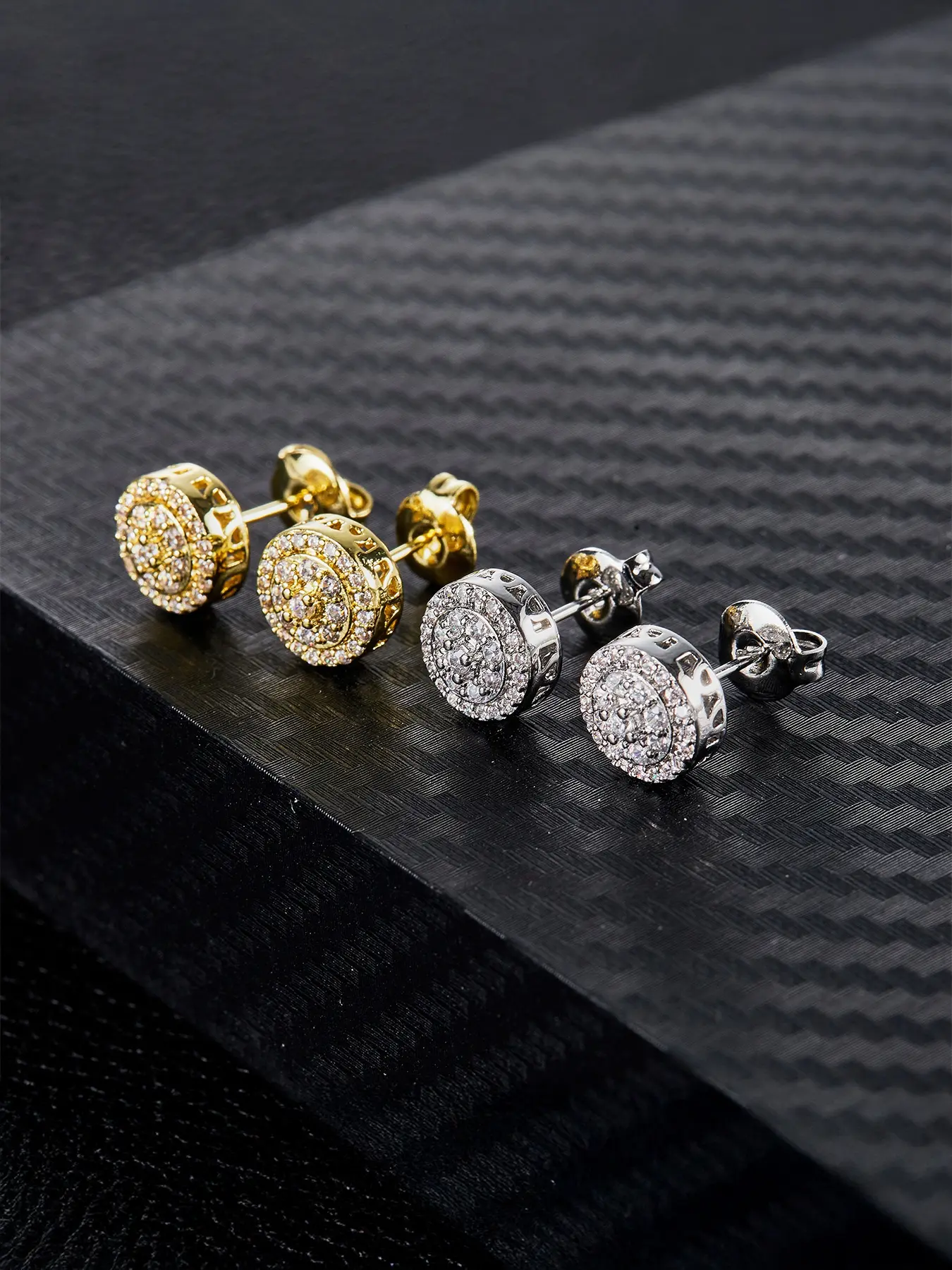 2 Pairs Of Iced Chics Round Hip-hop Stud Earrings Sets, Circle Shape Earrings, Earrings Studs, Copper Inlaid Synthetic Zircon, Street Style, Couple Style, Date, Party, Gift, Fashionable Jewelry
