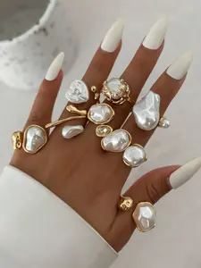 8-Piece Vintage Baroque Style Artificial Pearl Asymmetric Hollow Out Stackable Ring Set, Elegant Fashion Jewelry for Women, Statement Rings