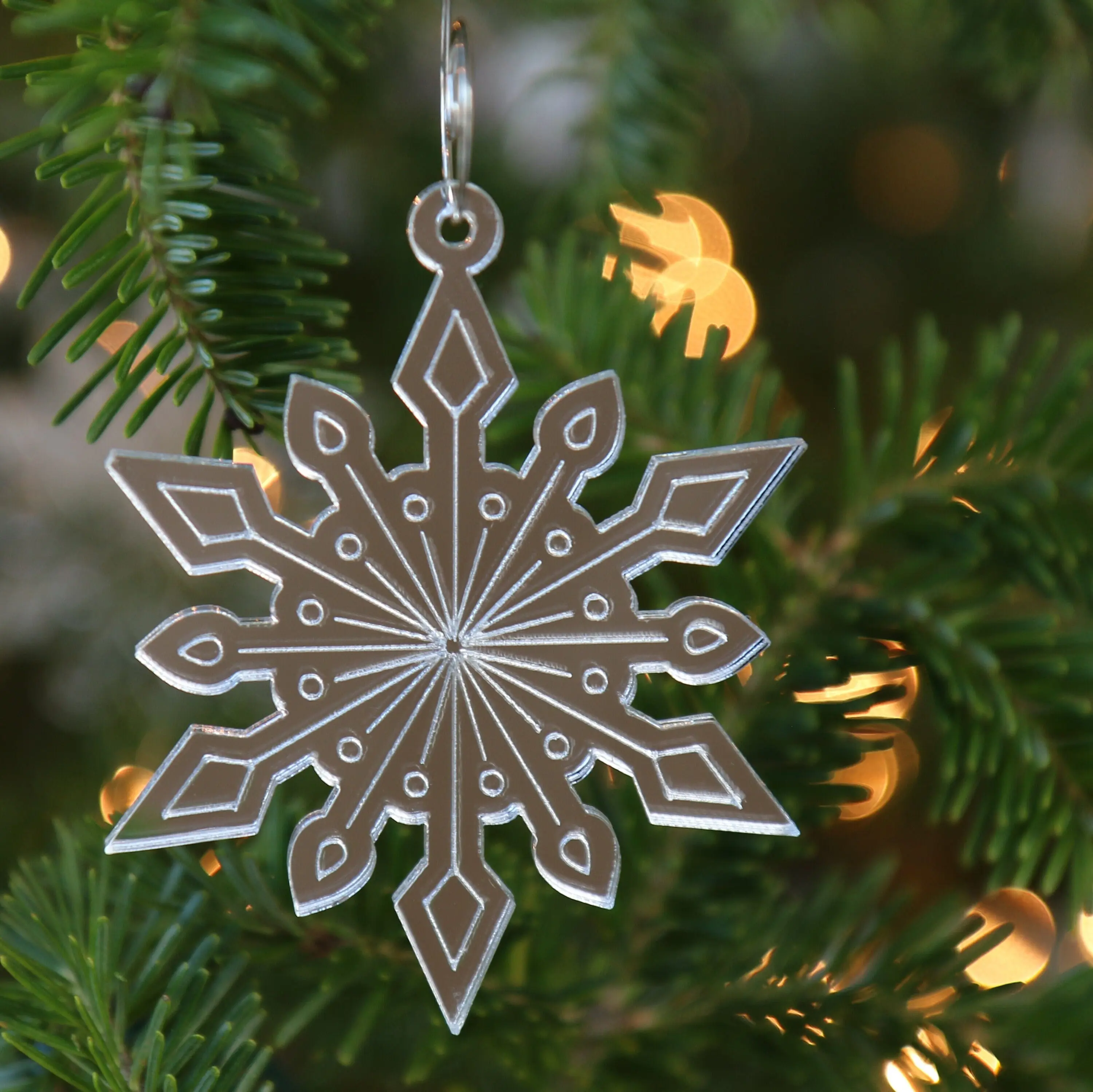 Set of 4 Mirrored Snowflake Ornaments - Silver Acrylic & Stainless Steel - Christmas Tree Decor