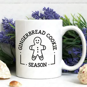 11-ounce ceramic mug, with minimalist outline design, depicts a gingerbread pattern with a smiling face, which is very suitable for holding coffee, tea, milk and hot and cold drinks. It is an excellent gift for friends and colleagues on birthdays and Chri