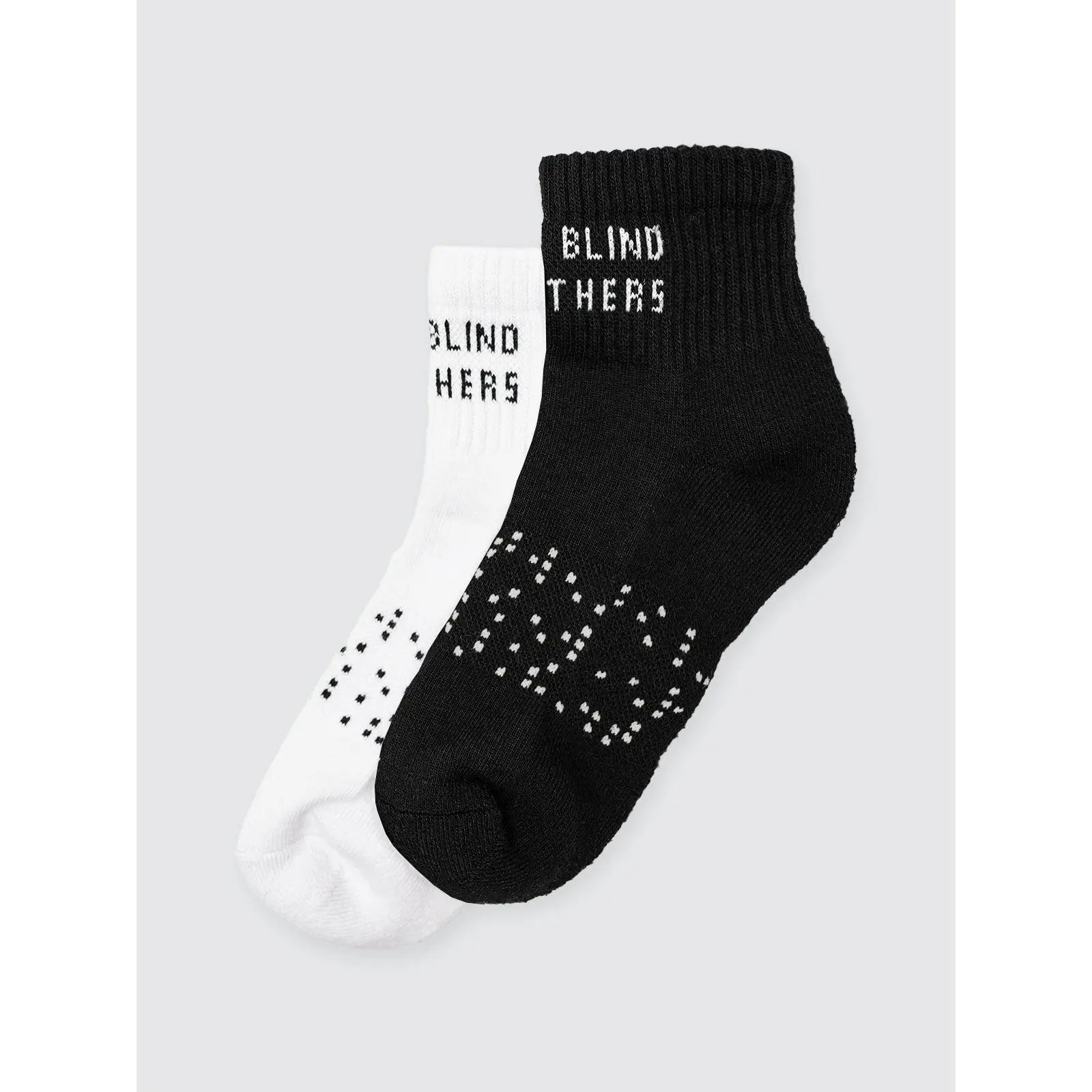 Coolmax Quarter Sock Black + White Bundle (2 Pairs)