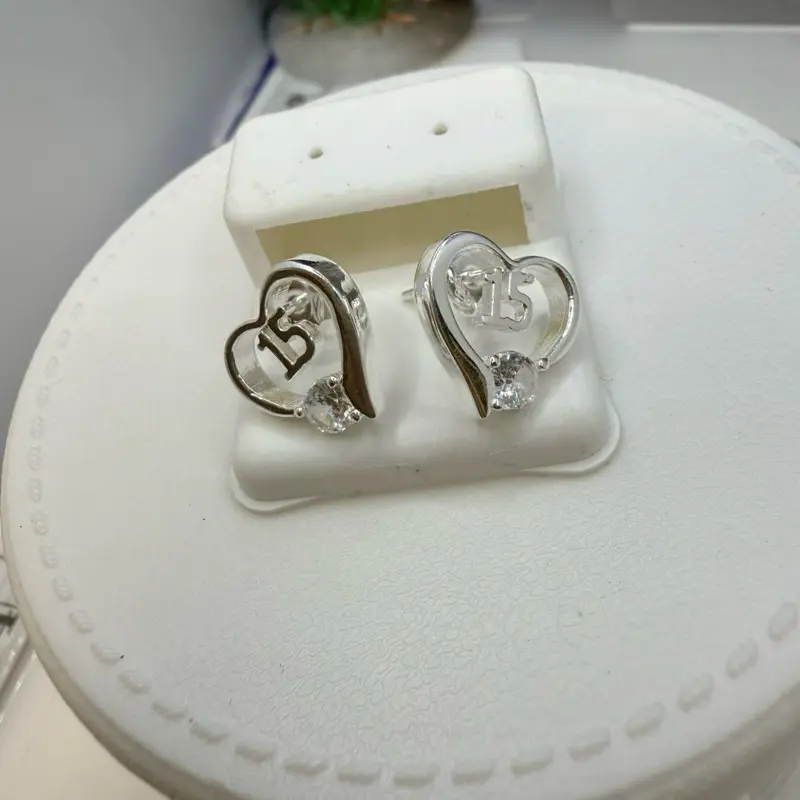 925 sterling silver 15ra earrings high quality solid Mexican silver )) aretes de 15 años de Alta calidad plata Mexicana es solido piedras finas de zirconia