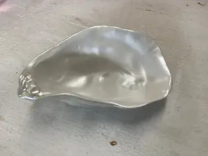 5"L x 3-1/4"W Ceramic Oyster Shell Shaped Dish, Iridescent Finish, White