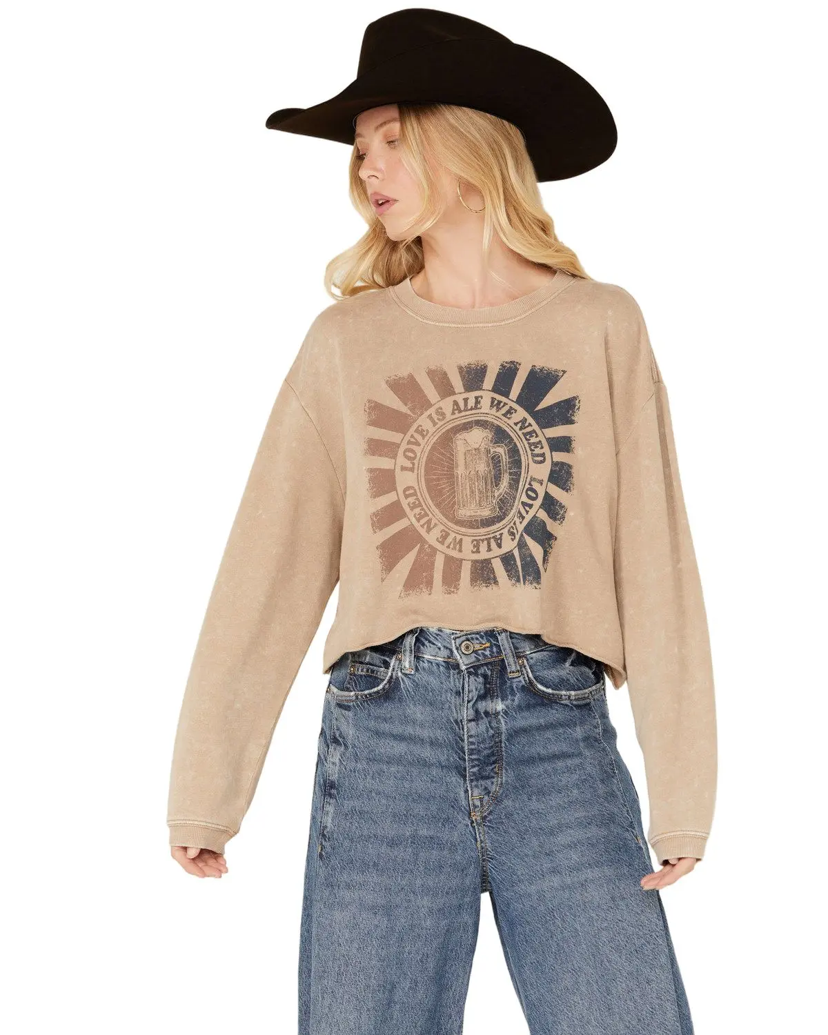 Cleo + Wolf Women's Women'S Love Is Ale We Need Cropped Graphic Sweatshirt - Clho23k24