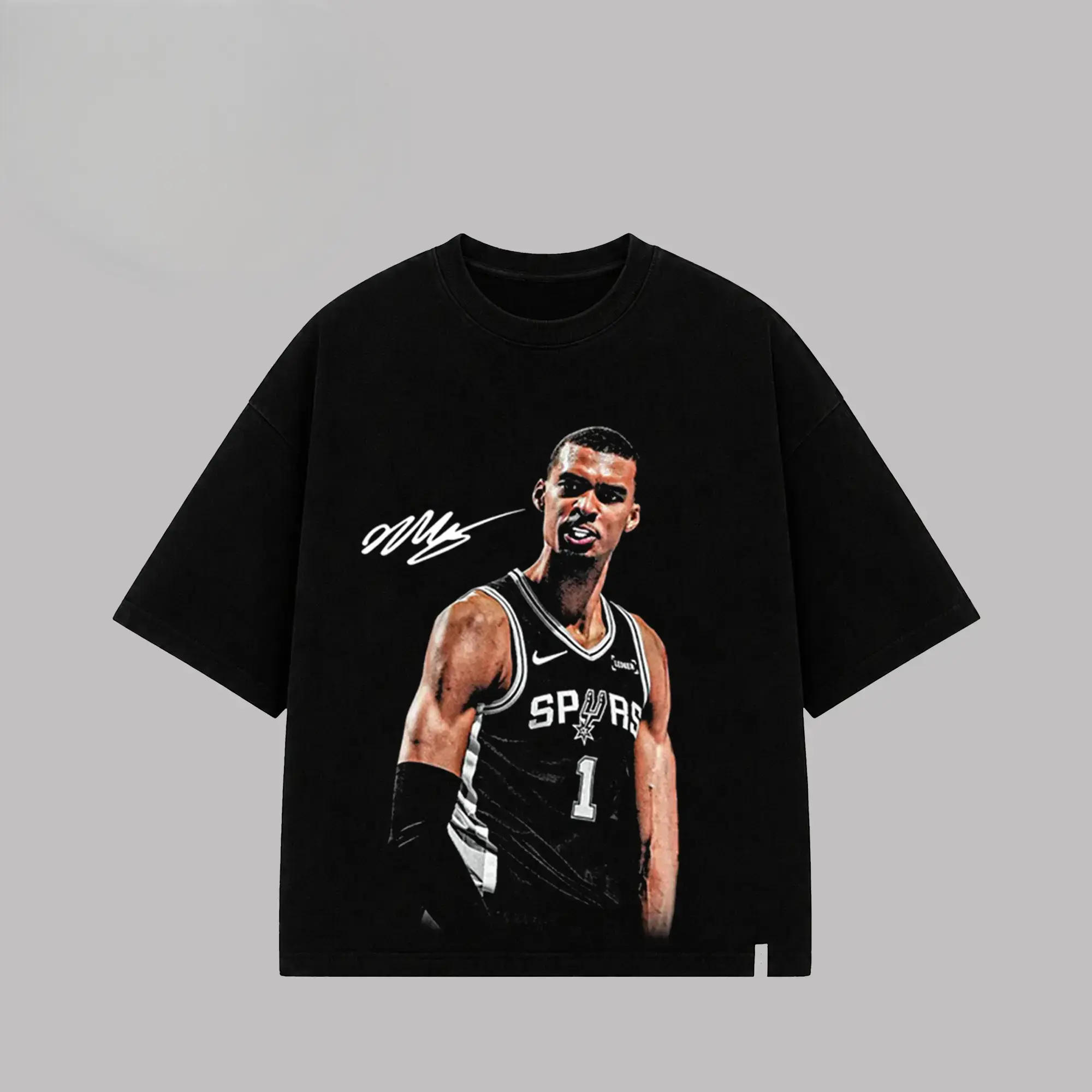 [ 🎉 100% Cotton] Victor Wembanyama Wemby 'Clutch' Graphic For Spurs Nation, Spurs Basketball Fans Apparel, Wemby Fans Basketball Streetwear Tee, Gift For Basketball Fan Graphic Tee