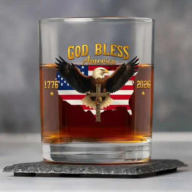 God Bless America Personalized Glass, Independence Day Gift, Constitution Day, Memorial Day, Whiskey Lover Gift, Happy Wedding, Friendship Whiskey Glass, State to State Engraved Bourbon Glass, Personalized Gift for Best Friend