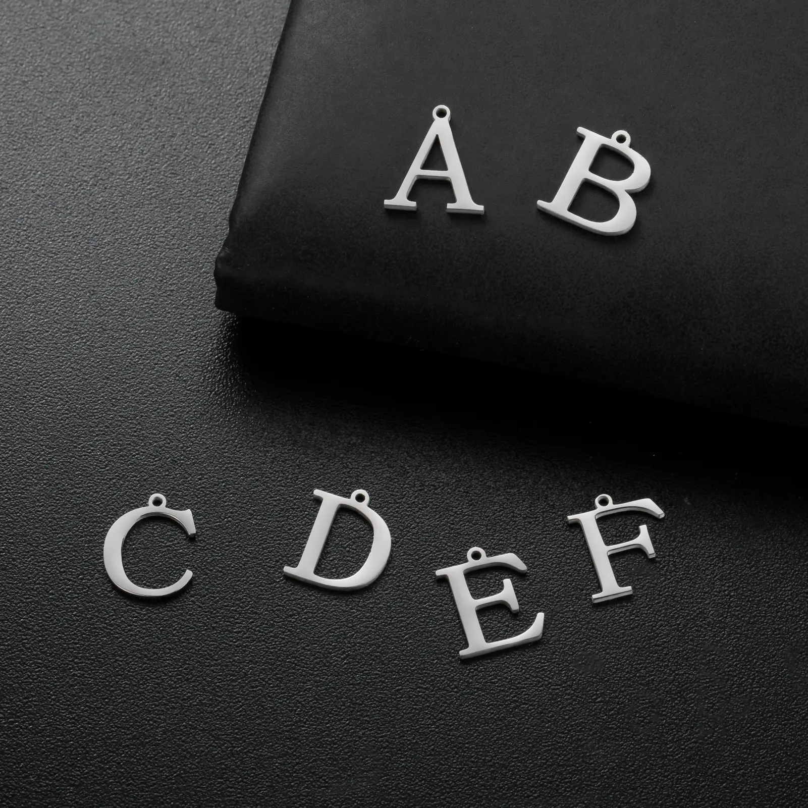 Cazador Stainless Steel A-Z Initial Letter Charm 1pc Alphabet DIY Pendant for Necklace Bracelet Jewelry Making Wholesale 2026