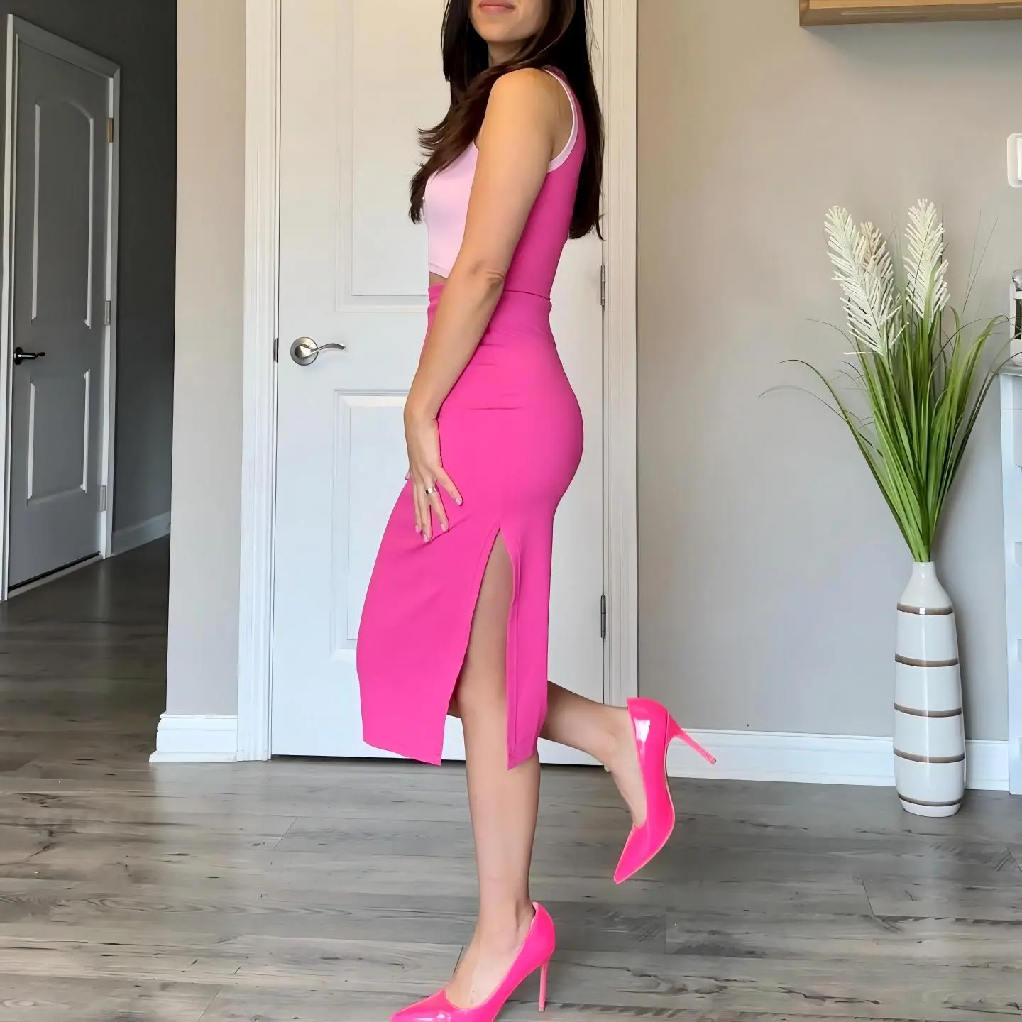 AUSELILY 2026 New Curve Cutout Bodycon Midi Dress – Flattering Fit with Midriff Detail | XS–XL Womenswear Sleeveless