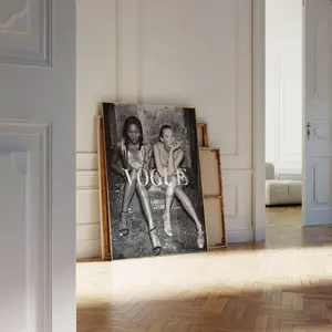 Vogue Poster Kate Moss and Naomi Campbell Poster Black and White Wall Art Fashion Poster Designer Print Woman Poster Luxury Print Model 90's