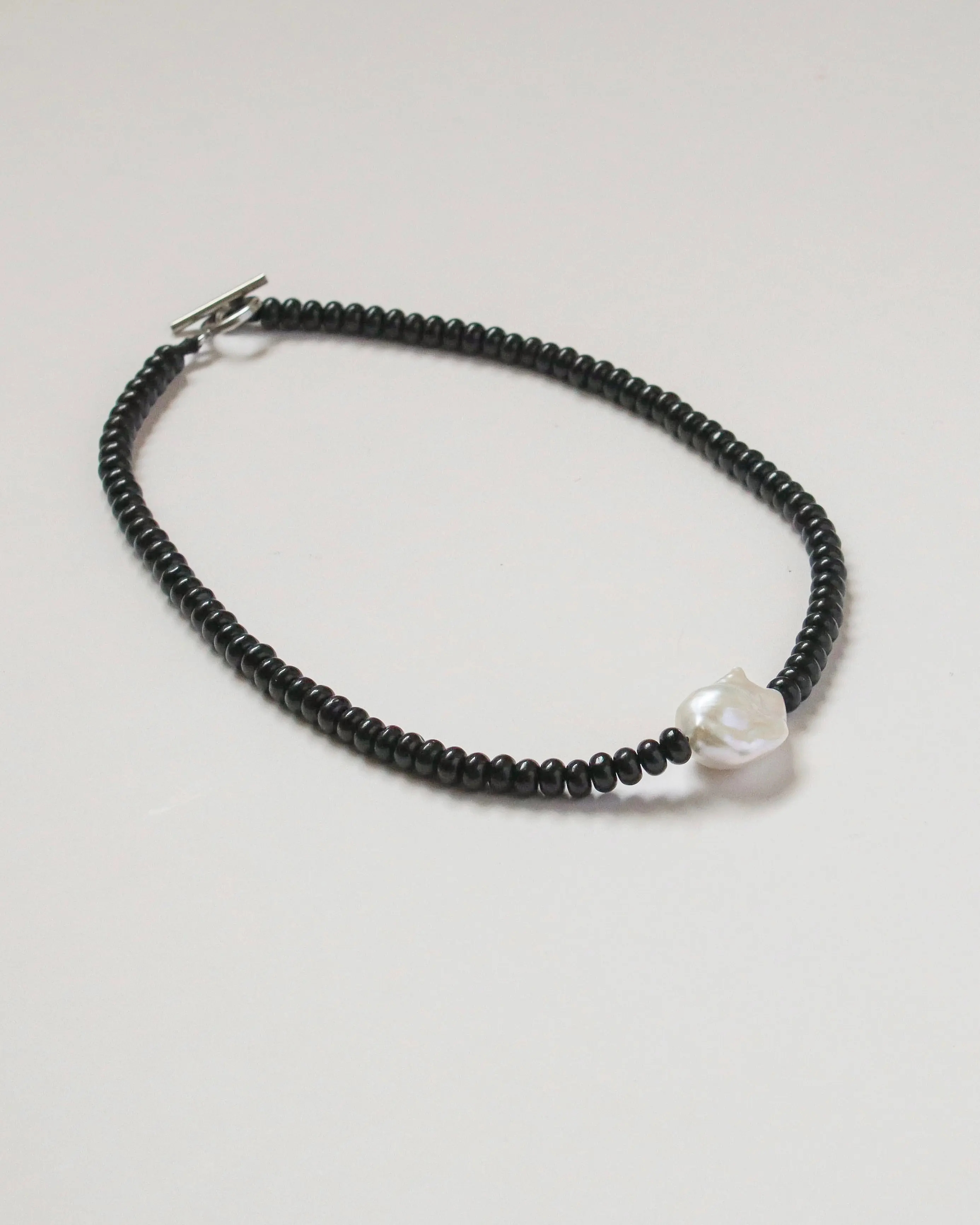 Baroque Black Necklace