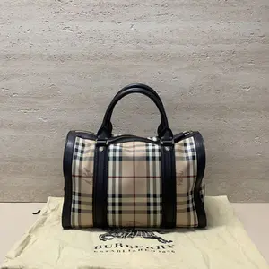 Pre-owned BURBERRY Canvas Shoulder Bags 7.8'' R2559 Shoulder Bag C1855951774 0408 T5 Betsy