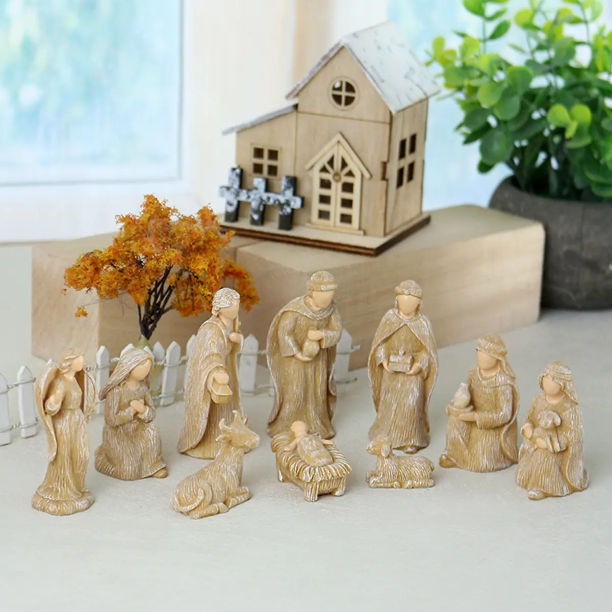 10pcs Resin Nativity Scene Figurines Set, Traditional Decorative Figures, Perfect Christmas Decorations, DIY Home Desktop Ornaments, Ideal Gift for Holidays