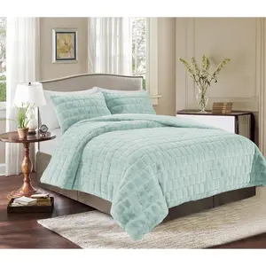 Elegant Comfort 3-Piece Faux Rabbit Fur Comforter Set - Ultra-Soft Shaggy Velvet Bedding for Cozy, Luxurious Sleep