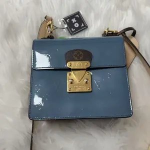Pre-owned Louis Vuitton Vernis Patent Leather Crossbody Bags Spring Street Mini Vernis Shoulder Bag QG158