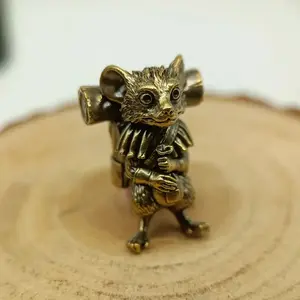 Brass Explorer Edc Keychain Mouse, Compact Size, Sports Style Men's Accessory, Stylish Keyring, Keychain Accessories, Artistic Flair, Modern Adventure Totem, Adventure Motif, Durable Fashionable Daily Use