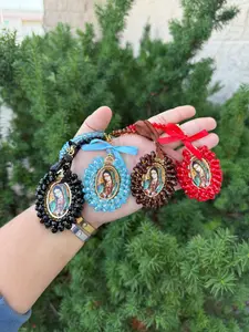 Virgen Small Bendición