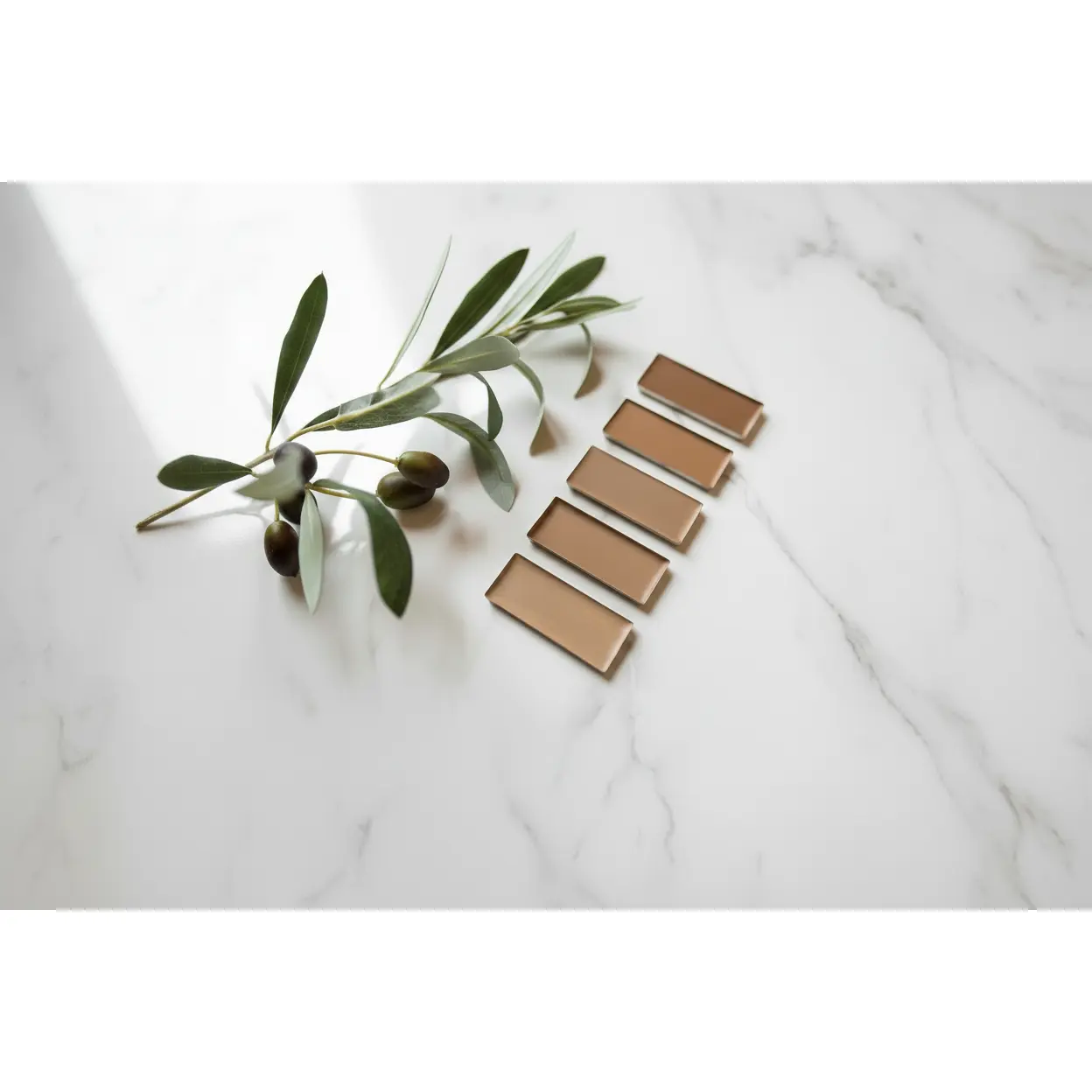 Organic Cream Contour Makeup - Beauty Products, Smooth Lightweight Blendable Buildable Formula for Natural Definition, Skin-Nourishing Cosmetic with Radiant Finish for Sunkissed Makeup & Full Glam, Single Item, Natural Look, Glowing Makeup
