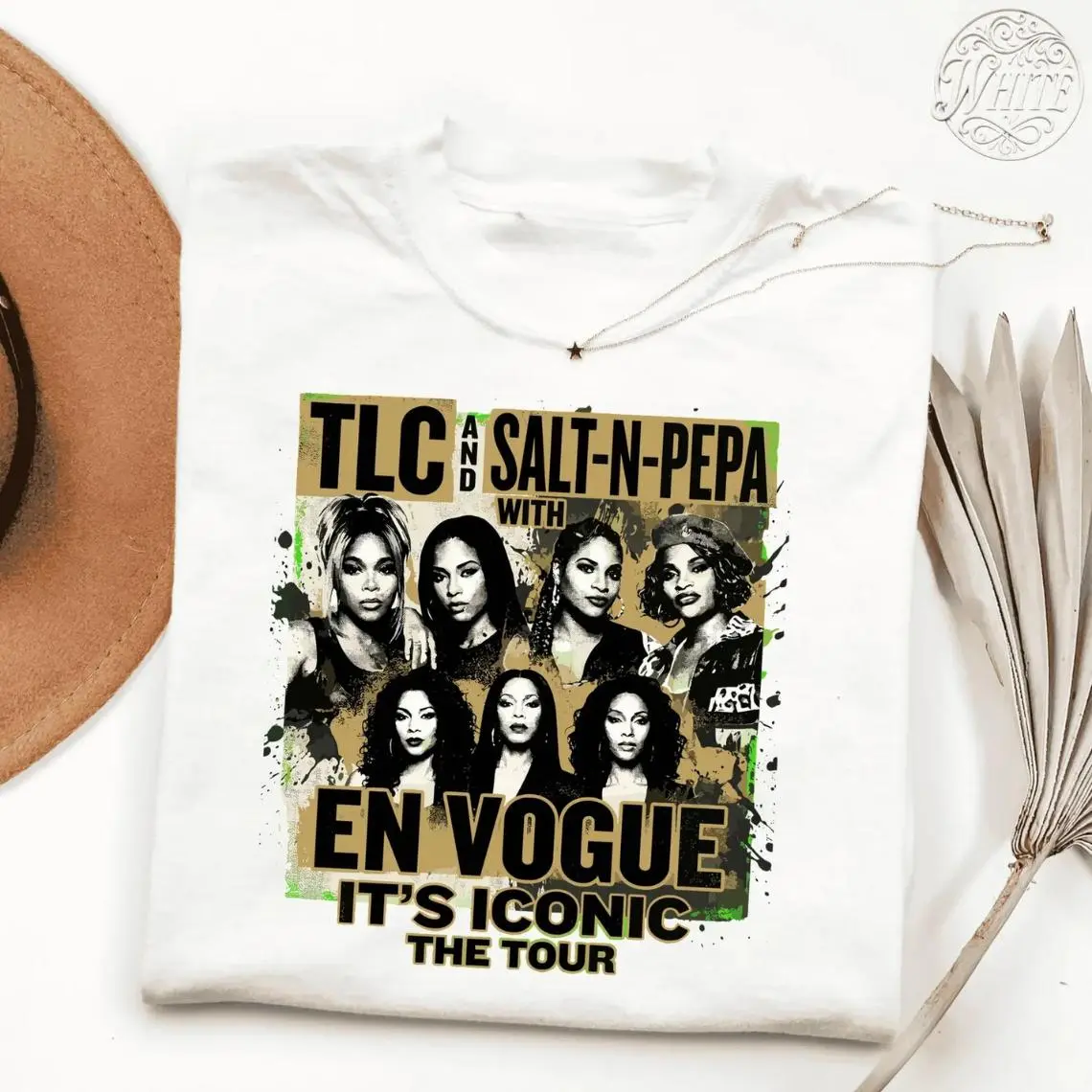 ICONIC Tlc Envogue Salt n Pepa Graphic Shirt