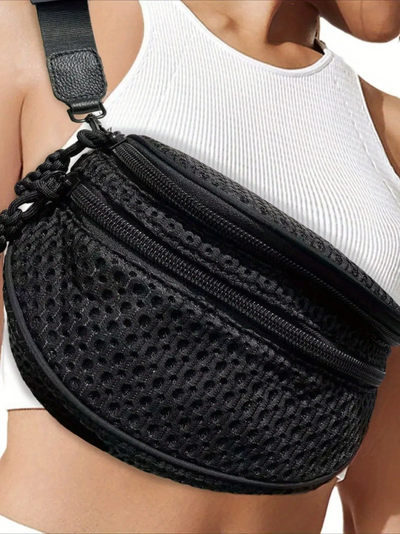 Ladies' fashionable mesh nylon chest bag with multiple pockets, lightweight, compact and simple crossbody bag, suitable for daily use and sports running