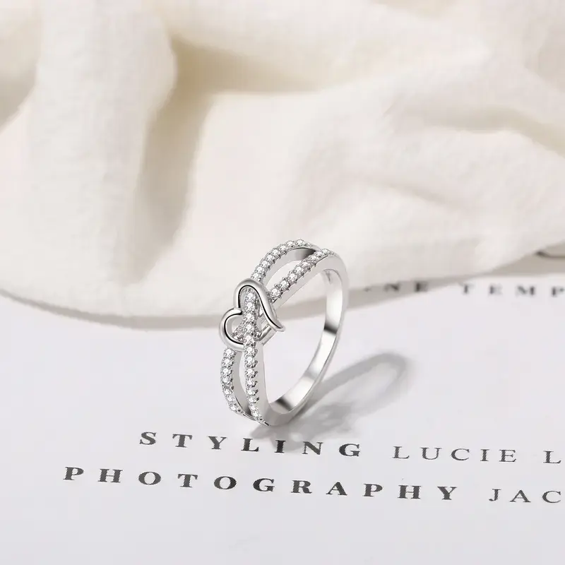 September Laurel  Infinity Heart Promise Ring, Women's Silver Tone Eternity Knot Heart-Shaped Ring with Cubic Zirconia, Engagement Wedding Jewelry, Valentine's Day & Anniversary Gift
