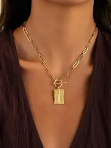 1-piece Gold and Silver Cross Pendant Necklace for Women, Toggle Clasp Rectangle Cross Charm Necklace, Dainty Paperclip Chain Religious Jewelry Gift for Christian Faith, Baptism, First Communion, Cross Necklaces