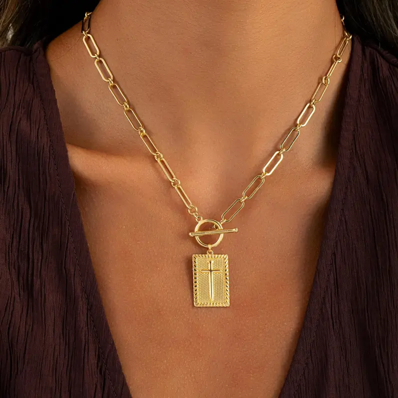 1-piece Gold and Silver Cross Pendant Necklace for Women, Toggle Clasp Rectangle Geometric Cross Design Charm Necklace, Dainty Paperclip Chain Religious Jewelry Gift for Christian Faith, Baptism, First Communion, Cross Necklaces