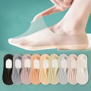 20 Invisible Boat Socks with Ice Silky And No Trace. Summer Lightweight, Breathable, Low Cut, Shallow Mouth Invisible Socks. High Heels, Ultra-thin, Solid Color Socks