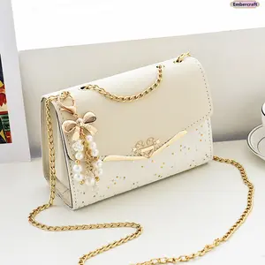 Trendy Chain Crossbody Bag for Women, Sequin Shoulder Purse, Korean Style Mini Handbag, Sparkly Going Out Bag for Party, Date Night, Vacation and Daily Fashion Styling