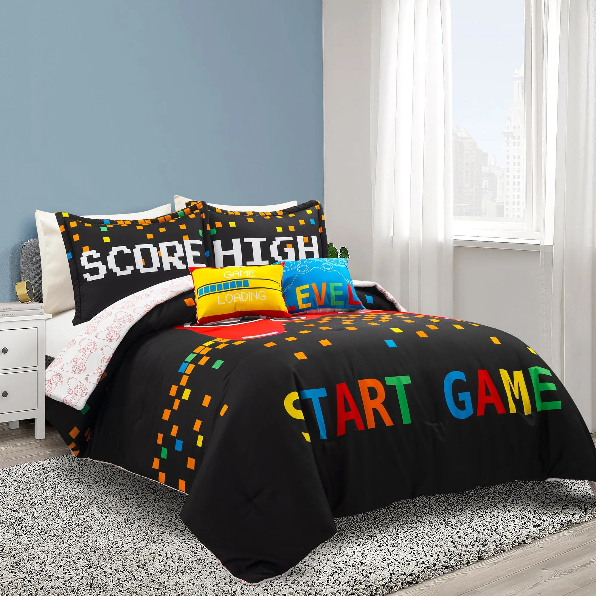 Lush Decor Video Games Reversible Comforter Set - Comfy, Pattern, Quilt Bedspread Set Queen, 2-in-1 Bedding for Home Entertainment, Comfy Bedding Set
