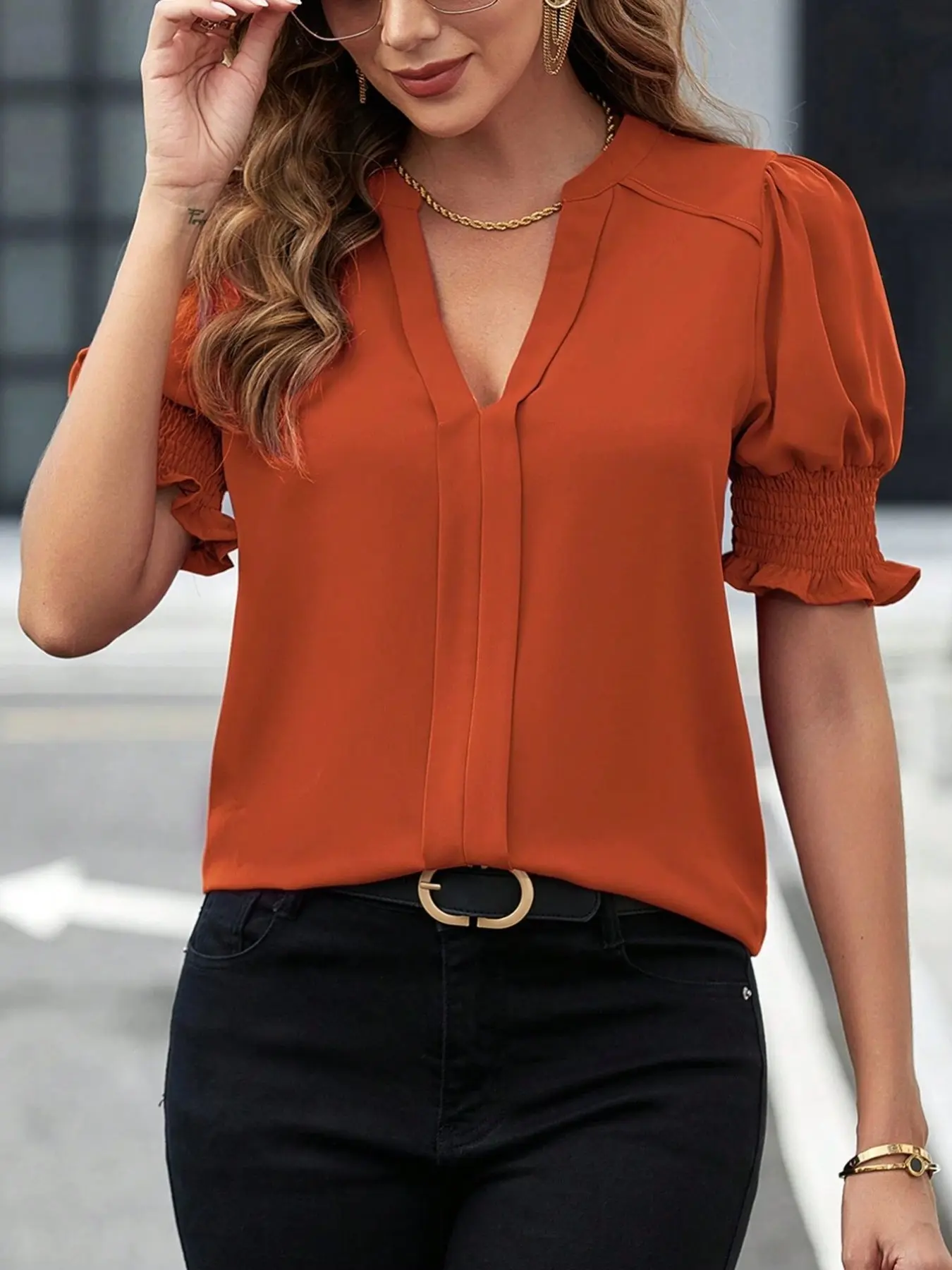 Women's Fashion Womenswear Basic Solid Color Casual V-Neck Bubble Sleeve Chiffon Shirt Blouse Top, Elegant and Stylish Design, Perfect for Daily Wear and Special Occasions