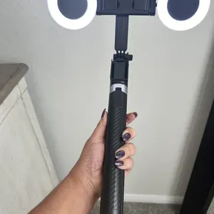 Product Review of New 6 in 1 Selfie Stick With Fill Light, 67" Phone Tripod & Wireless Remote Page Turner,Bluetooth Camera Video Recording Remote,Music Control, for iPhone ,iPad ,iOS,Android from E**👑