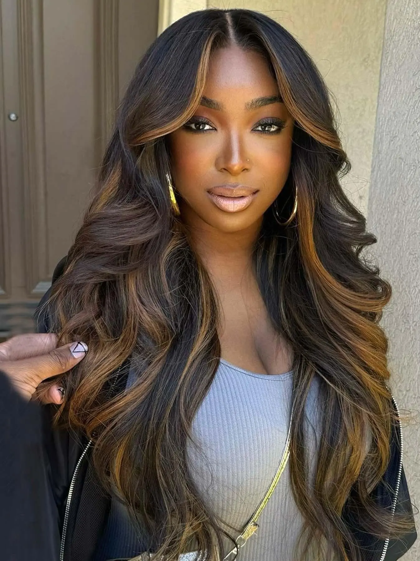 26 Inch Honey Blonde Highlight Long Body Wave Glueless Lace Wigs for Women, 1 Piece Gorgeous Fluffy Wigs with Baby Bangs, Synthetic Wigs for Party, Daily Use, Loose Wave Wig