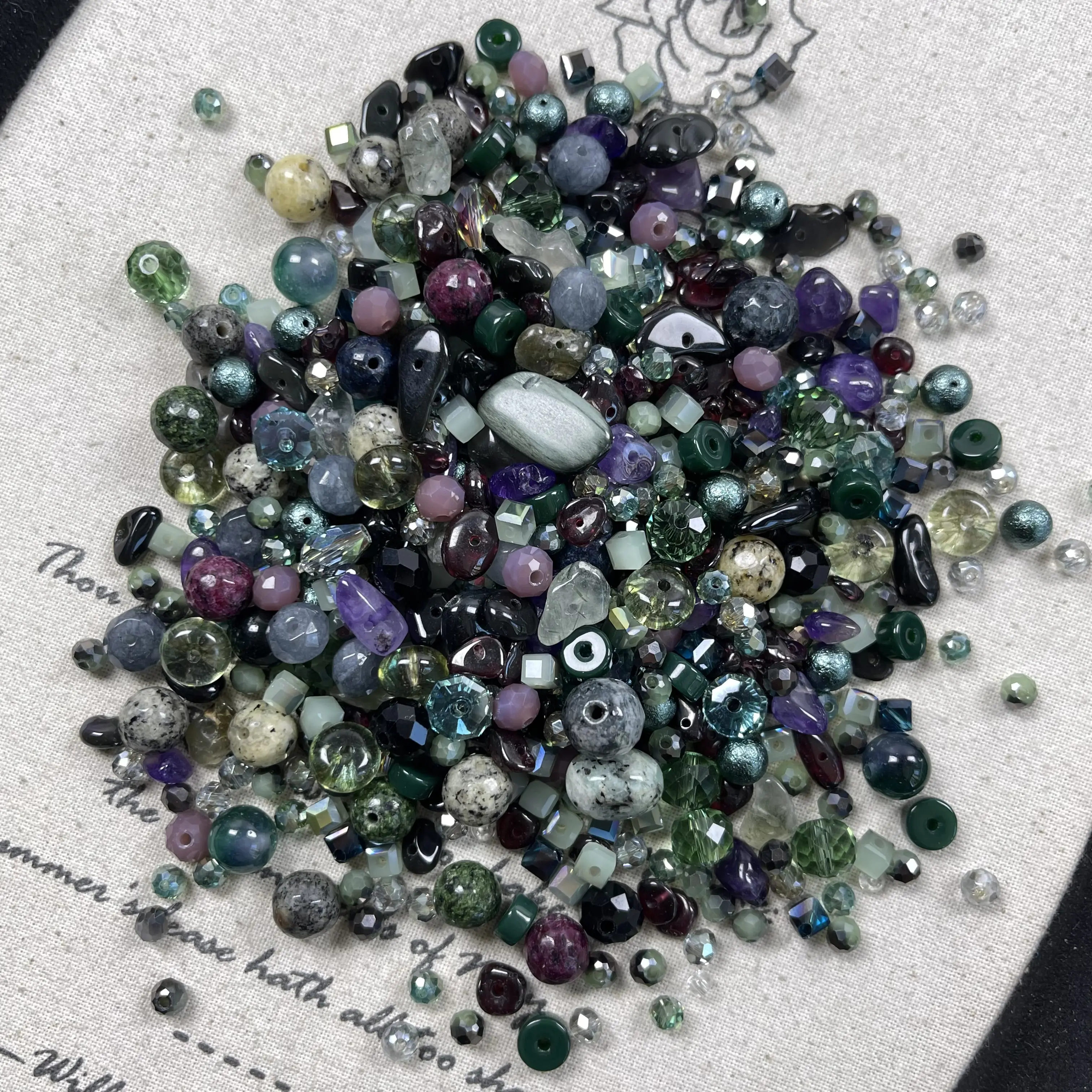 [A Series] Mix Beads 50g ≈ 30ml For Every 5 Bags Get One Extra