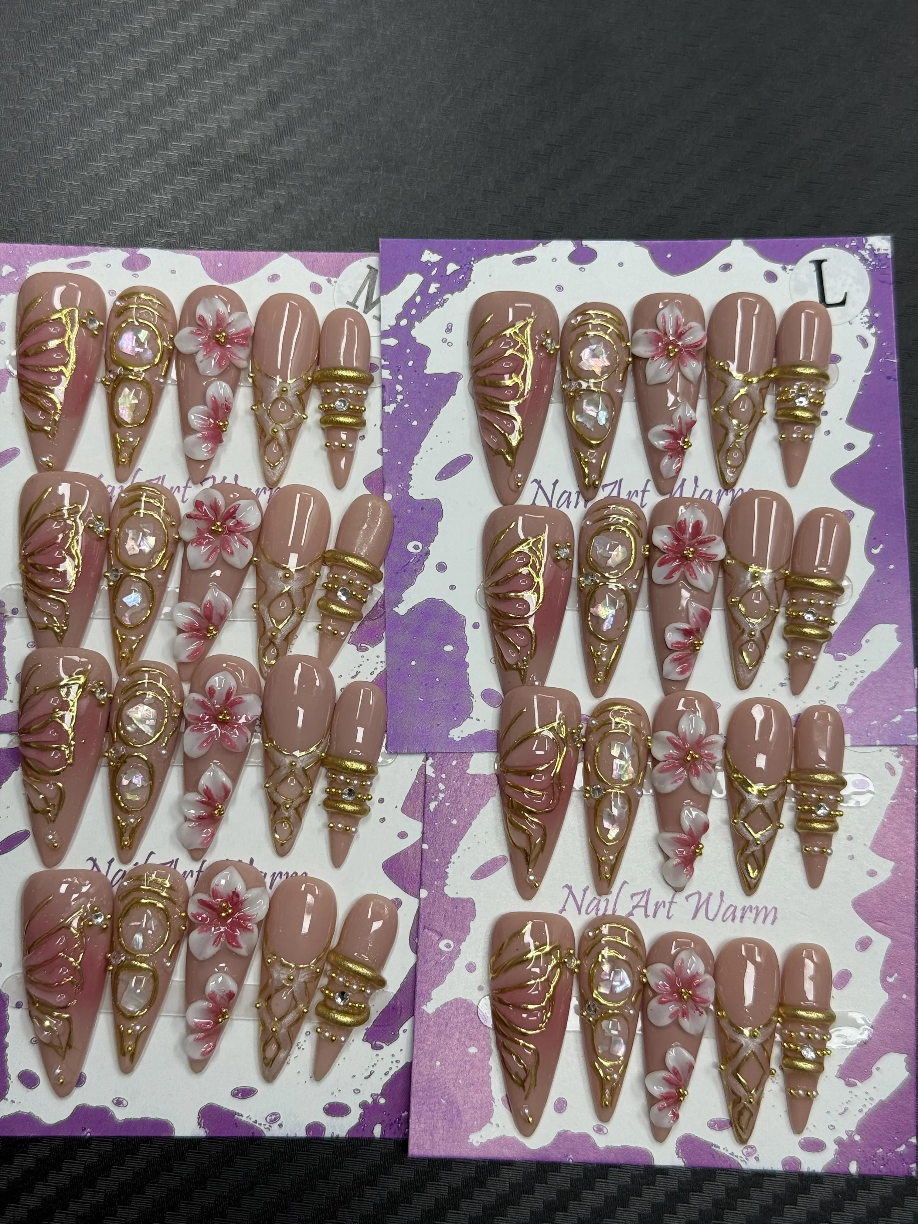 Lucy(11317)gc.Bangle nails