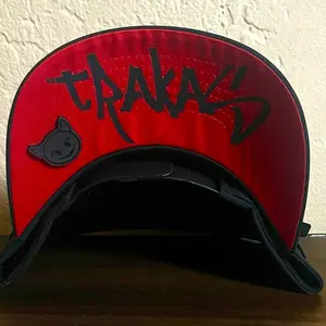 TRAKAS RB UNDER VISOR HAT